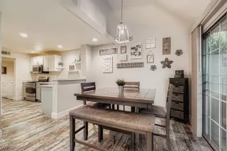 Photo #1: 2722985 Listing 