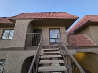 Photo #2: 2722993 Listing 