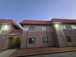 Photo #3: 2722993 Listing 