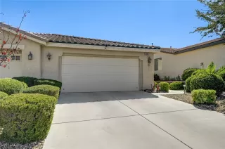 Photo #1: 2723002 Listing 