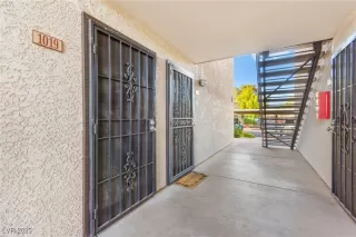 Photo #3: 2723023 Listing 