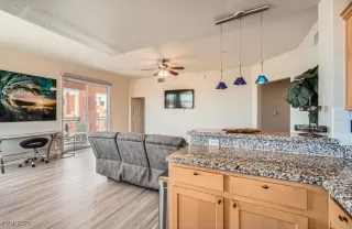 Photo #2: 2723028 Listing 