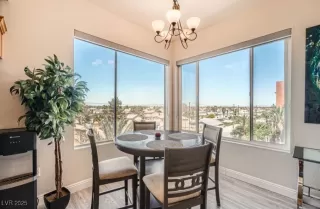 Photo #4: 2723028 Listing 