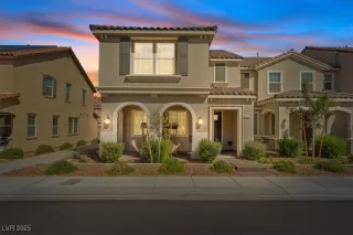 Photo #1: 2723032 Listing 