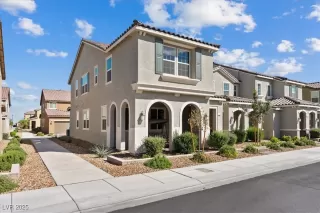 Photo #6: 2723032 Listing 