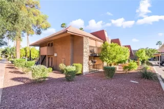 Photo #1: 2723043 Listing