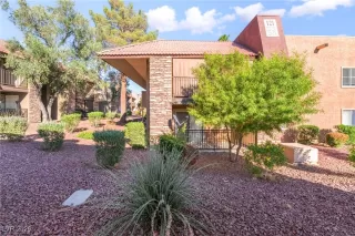 Photo #2: 2723043 Listing