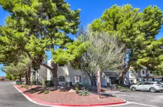 Photo #2: 2723053 Listing 