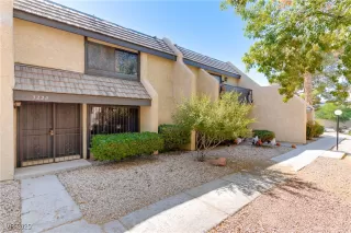 Photo #6: 2723072 Listing 