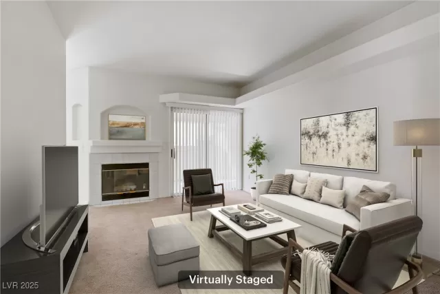 MLS: 2723104 Condo For Sale