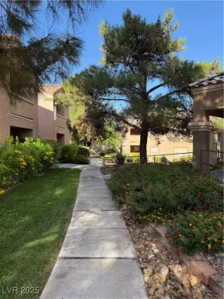 Photo #3: 2723115 Listing 