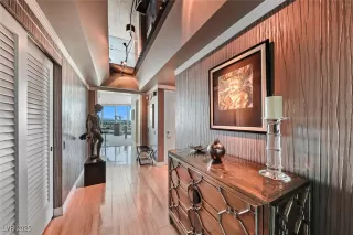 Photo #2: 2723134 Listing 