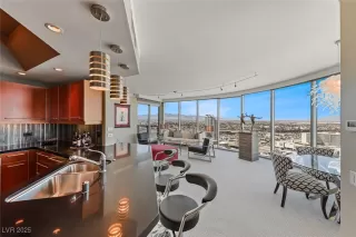 Photo #5: 2723134 Listing 