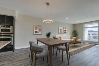 Photo #2: 2723140 Listing 