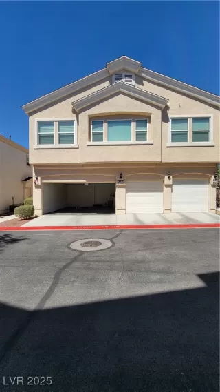 Photo #1: 2723161 Listing 