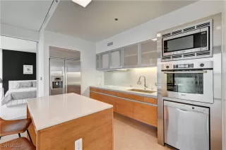 Photo #6: 2723163 Listing 