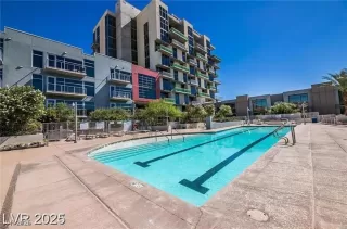 Photo #5: 2723166 Listing 