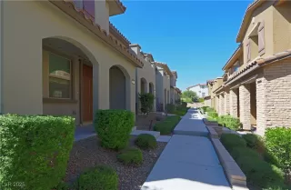 Photo #1: 2723228 Listing 