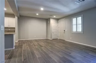 Photo #5: 2723228 Listing 