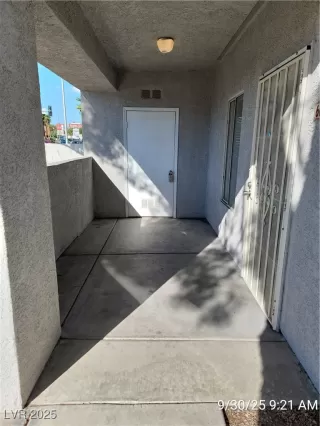 Photo #1: 2723236 Listing 