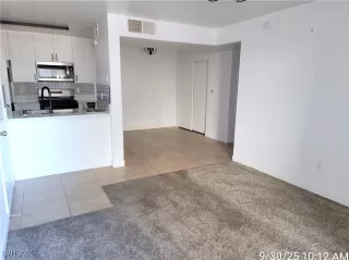 Photo #2: 2723237 Listing 