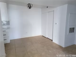 Photo #4: 2723237 Listing 