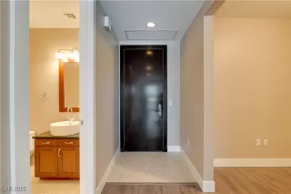 Photo #3: 2723278 Listing 