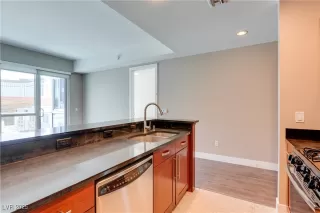 Photo #6: 2723278 Listing 