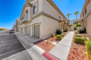 Photo #2: 2723286 Listing 