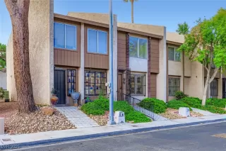 Photo #1: 2723290 Listing 