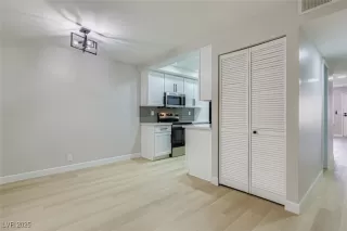 Photo #6: 2723290 Listing 