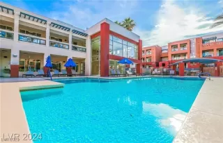 Photo #1: 2723297 Listing 