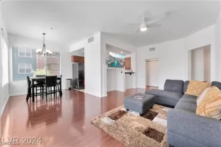 Photo #2: 2723297 Listing 