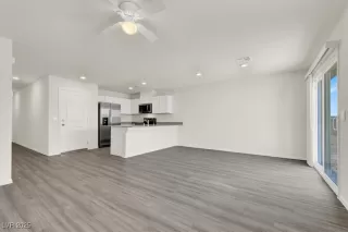 Photo #2: 2723321 Listing 