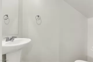 Photo #6: 2723321 Listing 