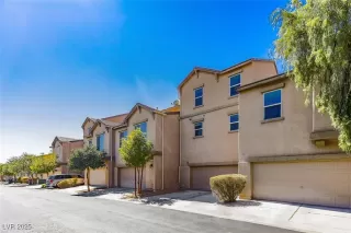 Photo #4: 2723376 Listing 