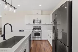 Photo #3: 2723424 Listing 