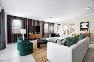 Photo #5: 2723433 Listing 