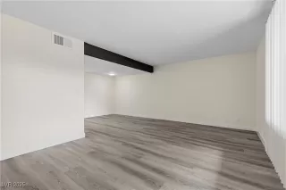 Photo #6: 2723457 Listing