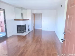 Photo #1: 2723463 Listing 