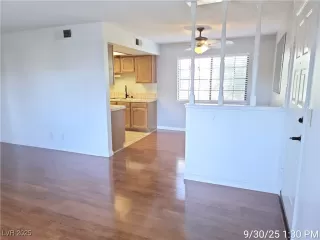 Photo #3: 2723463 Listing 