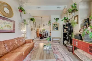 Photo #4: 2723469 Listing 