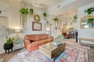 Photo #6: 2723469 Listing 