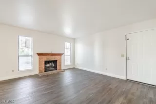 Photo #4: 2723483 Listing 