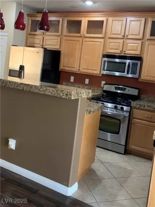 Photo #4: 2723490 Listing 