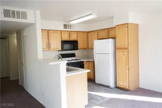 Photo #3: 2723510 Listing 