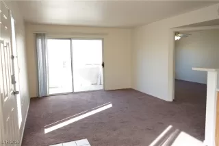 Photo #6: 2723510 Listing 