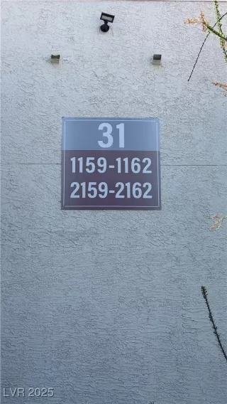 Photo #2: 2723558 Listing 