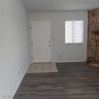 Photo #1: 2723577 Listing 