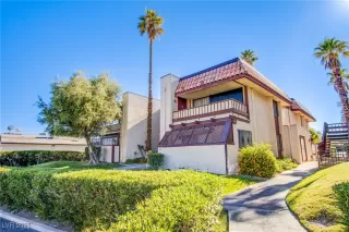 Photo #1: 2723596 Listing 